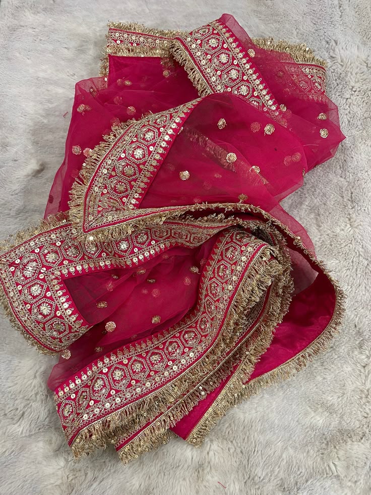 Lali - the organza saree