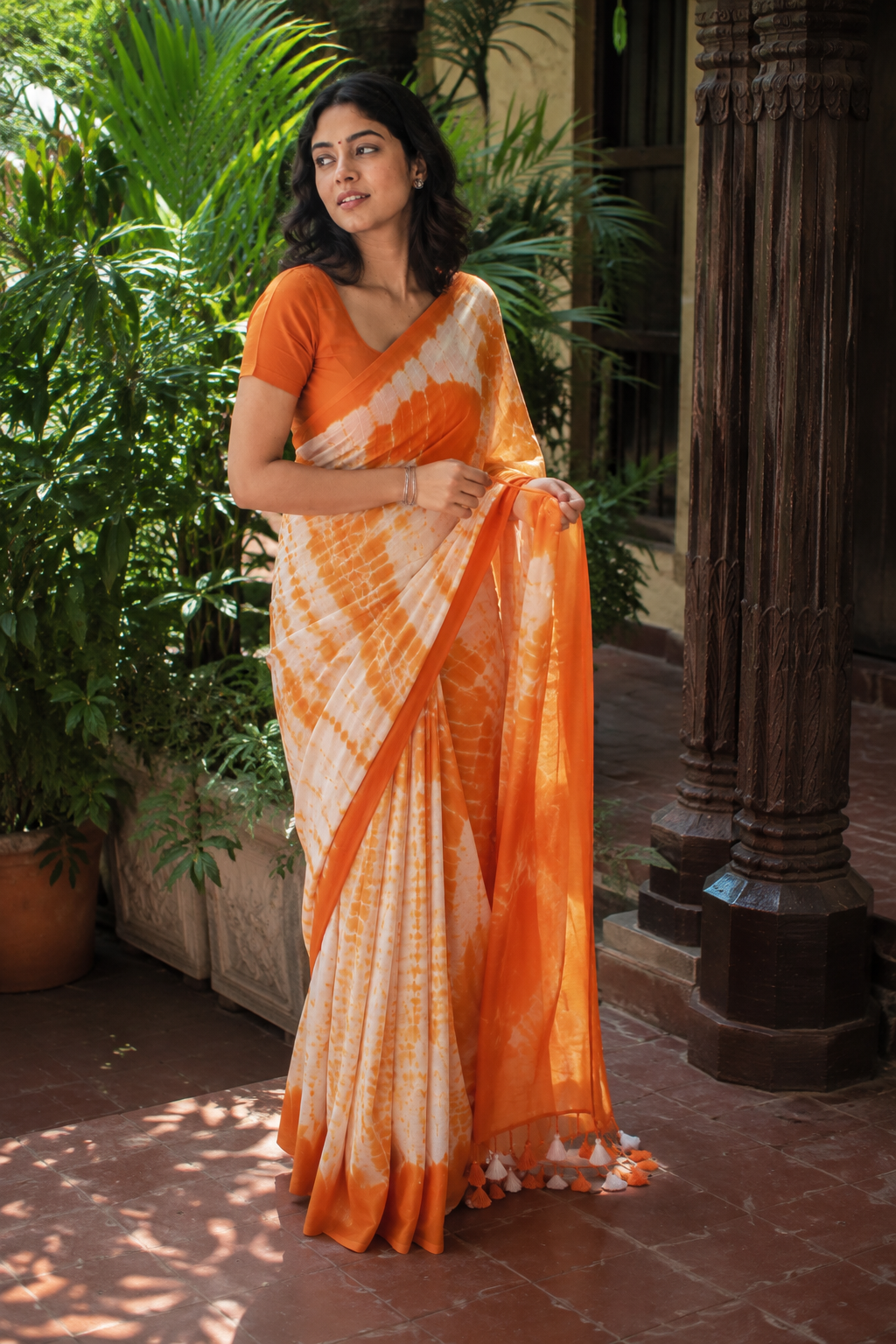 Palashi — Off-White & Orange Shibori Mul Cotton Saree