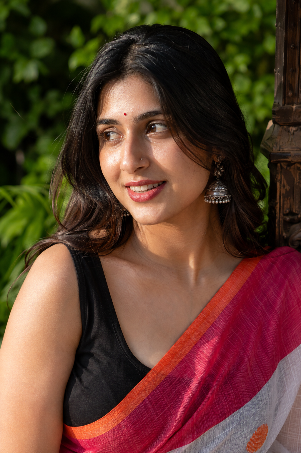 Bindiya — White Polka-Dot Linen Saree with Red Pallu