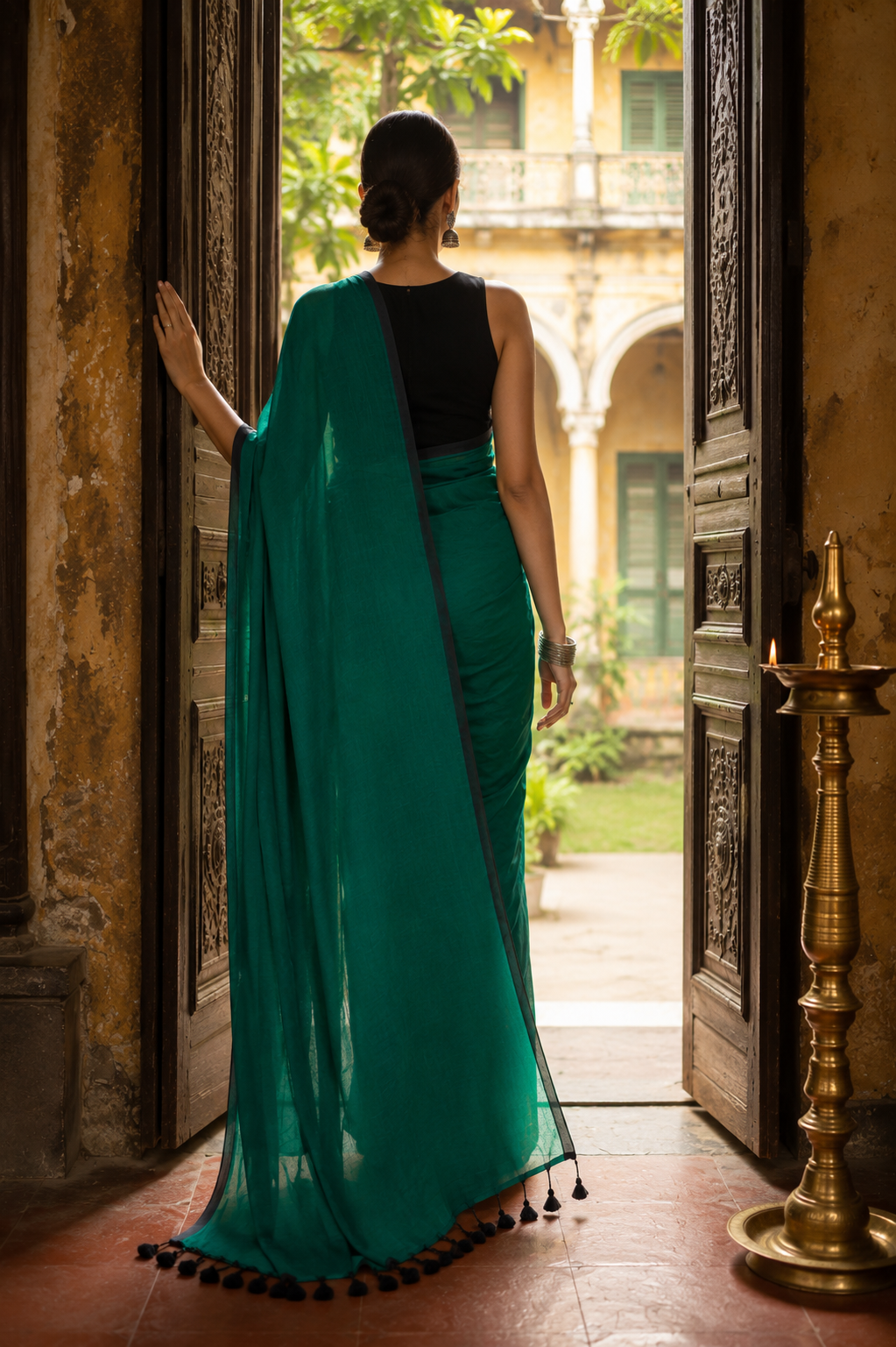 Panna — Deep Green Saree with Black Border & Tasselled Pallu