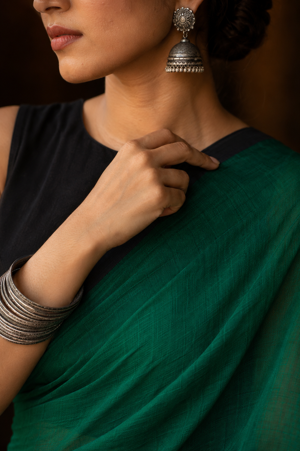 Panna — Deep Green Saree with Black Border & Tasselled Pallu