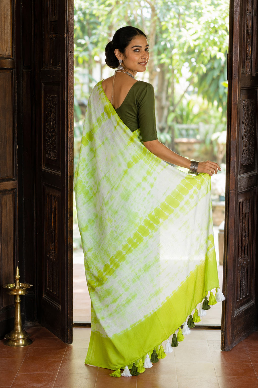 Kishalay — Shibori Tie-Dye Cotton Saree in Green