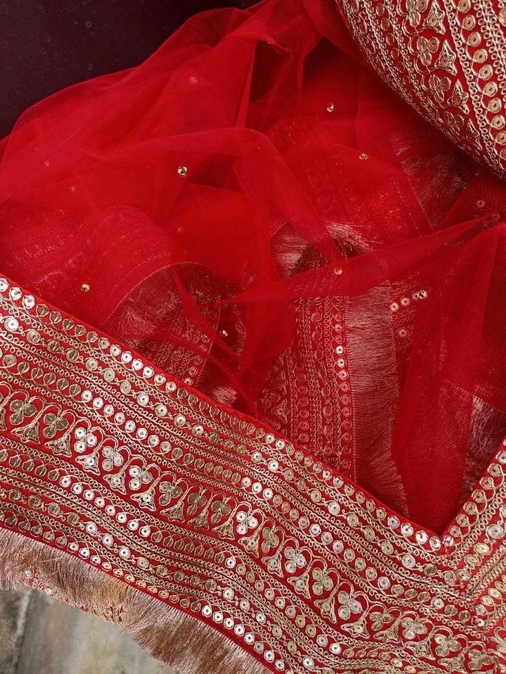 Lali - the organza saree