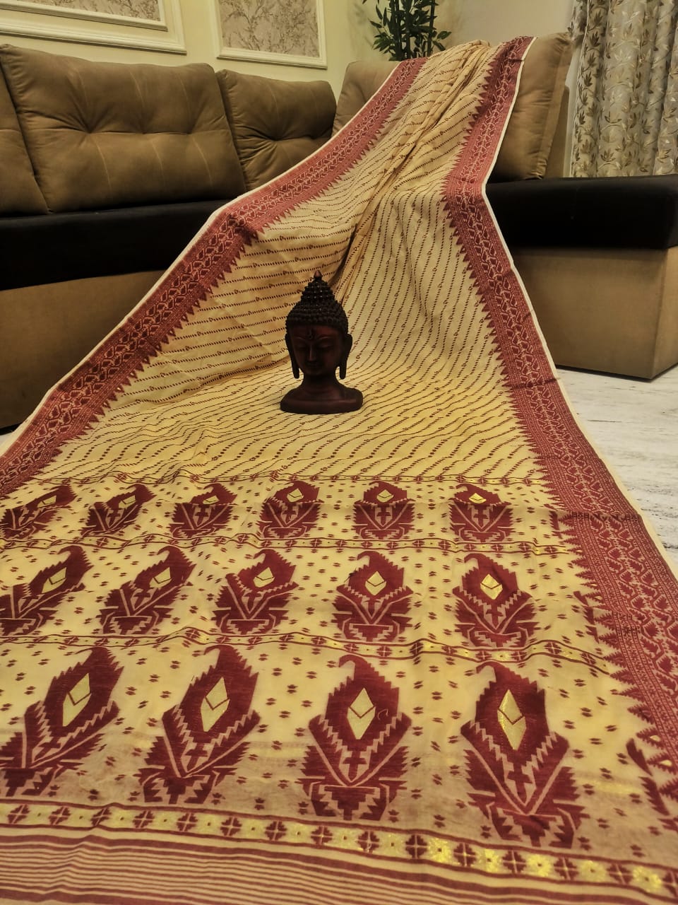 Sonakshi taant Saree